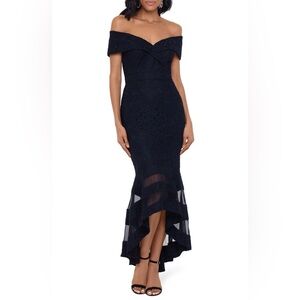 OFF THE SHOULDER LACE HIGH/LOW TRUMPET GOWN IN BLACK